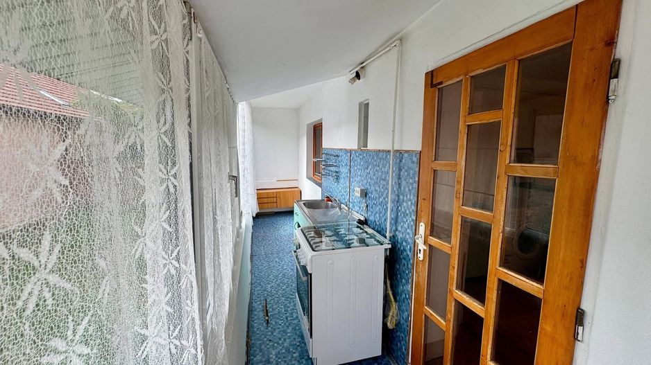 Vând apartament cu 2 camere, decomandat, 55 mp, parter, zona Steaua. - Poză 8