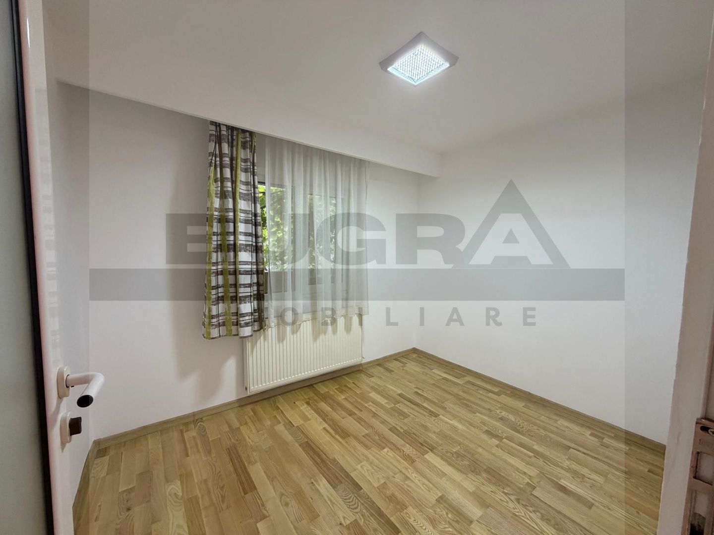 Apartament de 4 camere, decomandat, 95mp, parcare, zona Piata Zorilor - Poză 6