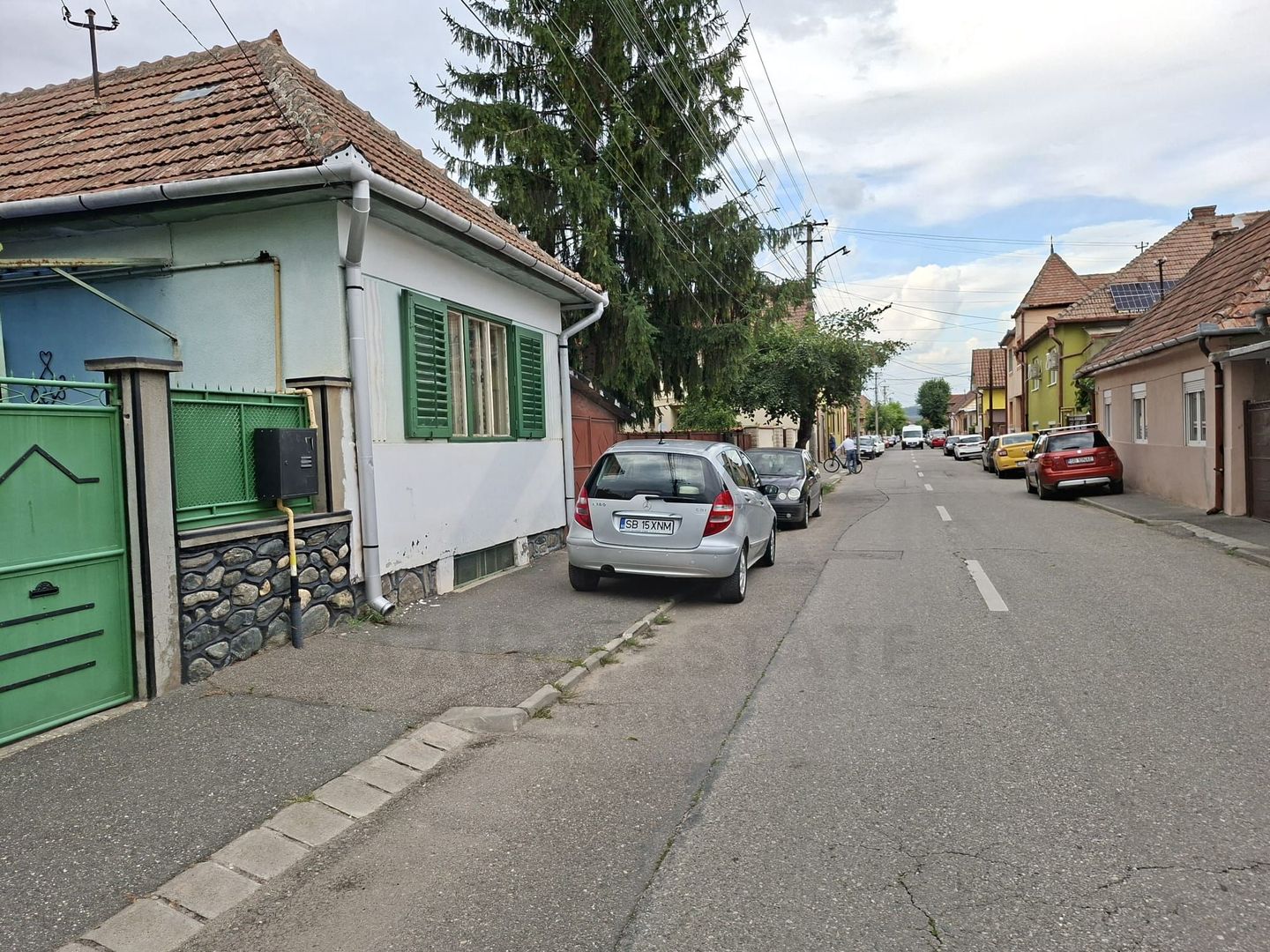 Casa individuala D+P+Pod teren 252 mp baie cu geam si curte in Sibiu - Poză 5