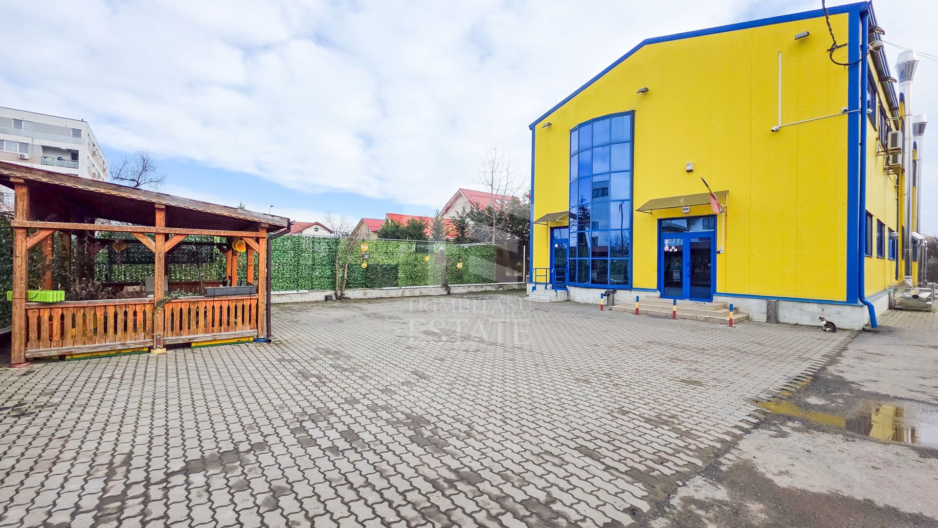 Spațiu industrial–afacere catering la cheie, teren&hală 750 mp S+P+1E - Poză 1