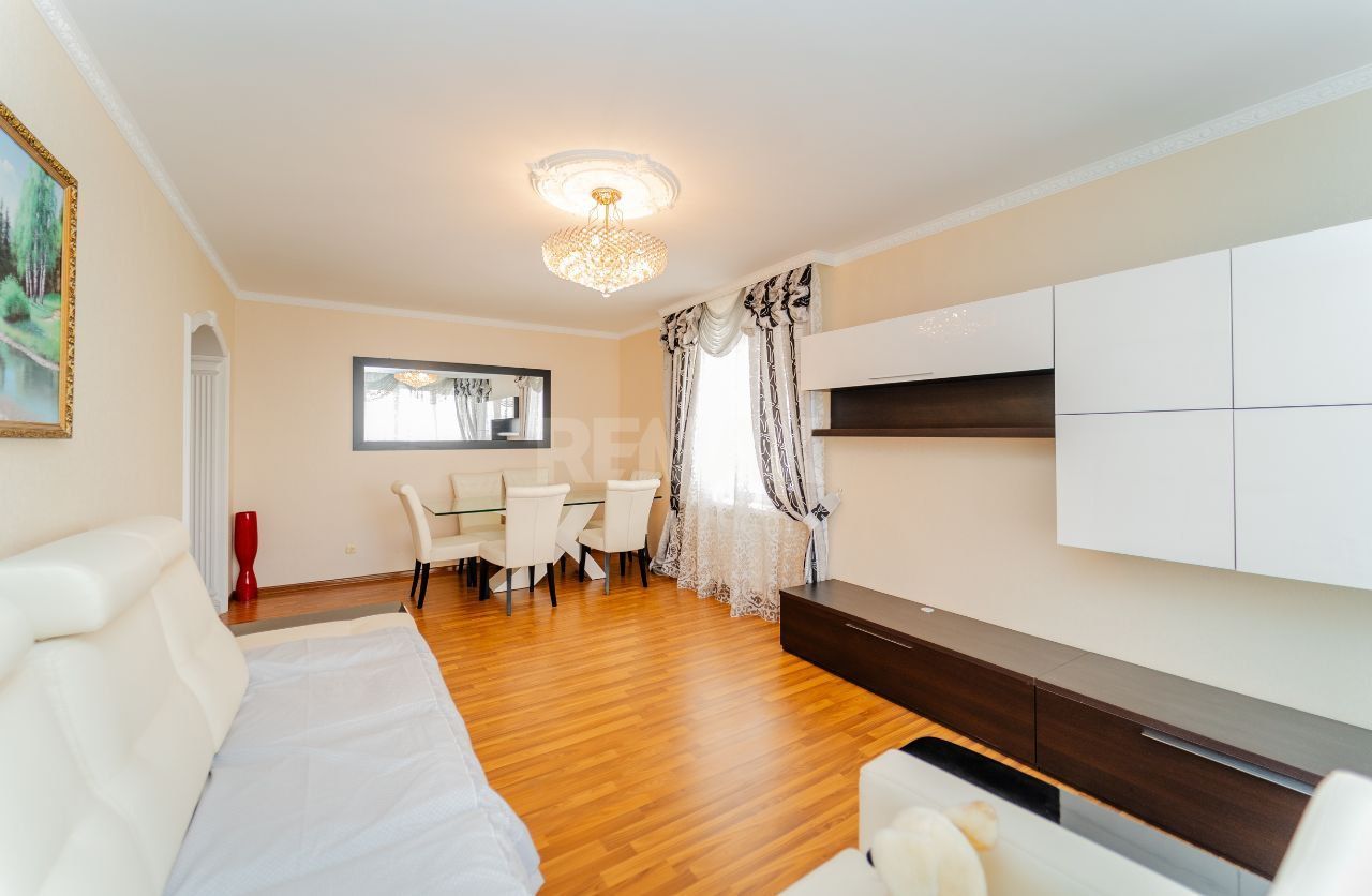 Chirie | 2 dormitoare + living | Alba Iulia 105 - Poză 1