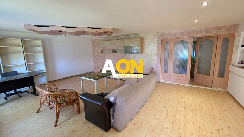 Casa individuala 3 camere, 323 mp teren,  Centru, zona Lipoveni - Poză 3