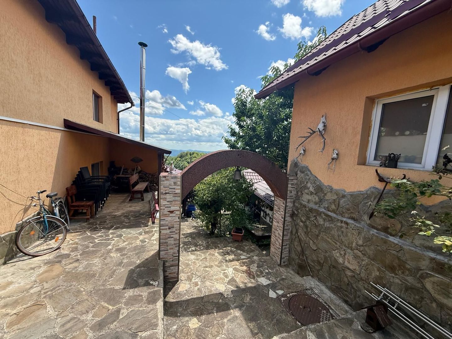 Vila S+P+1,+ garaj inchis + terasa si teren intravilan 6300 mp - Poză 53