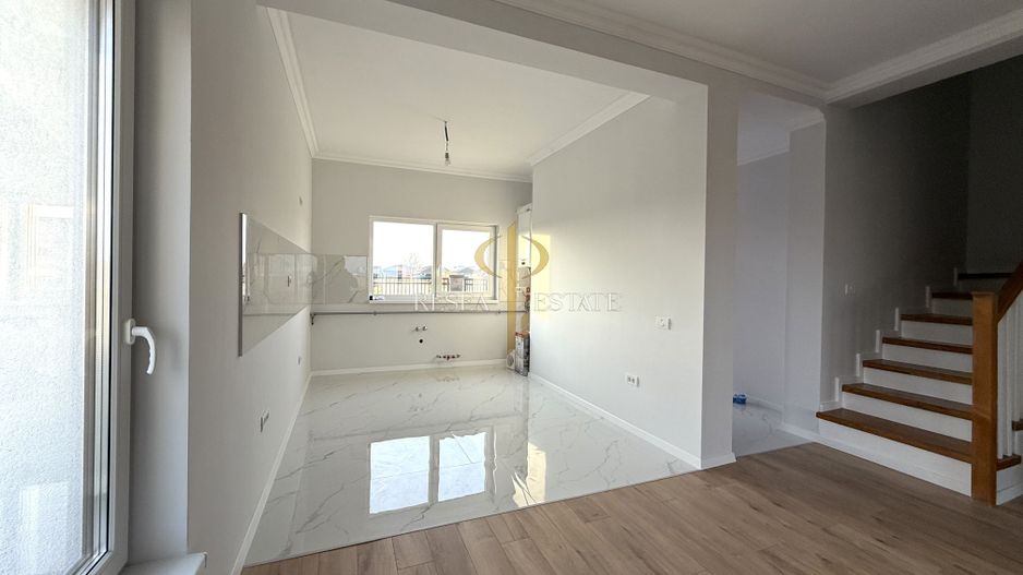 Duplex modern 5 camere| 113 mp + 320 mp teren| Mosnita Nouă - Poză 4