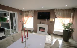 MIROSLAVA CASA EXCLUSIVISTA LA CHEIE LUX STIL MEDITERANEAN MOBILATA - Poză 11