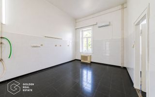 Cabinet medical, 200mp, parter+subsol-Policlinica Speciala, Boul Rosu - Poză 5