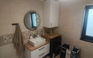 Casa 4 camere | Curte proprie | Panouri solare | Sura Mica - Poză 8