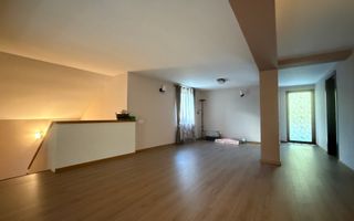 Vila deosebita cu 5 camere pe o strada privata in Borhanci - Poză 8