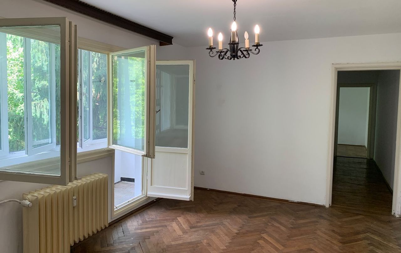 Apartament 3 camere, zona Parcul Aleea Niculitei. - Poză 1