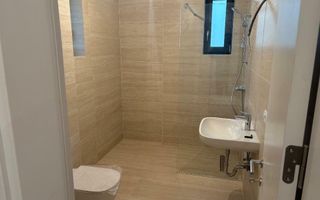 Vila moderna spatioasa - Poză 7