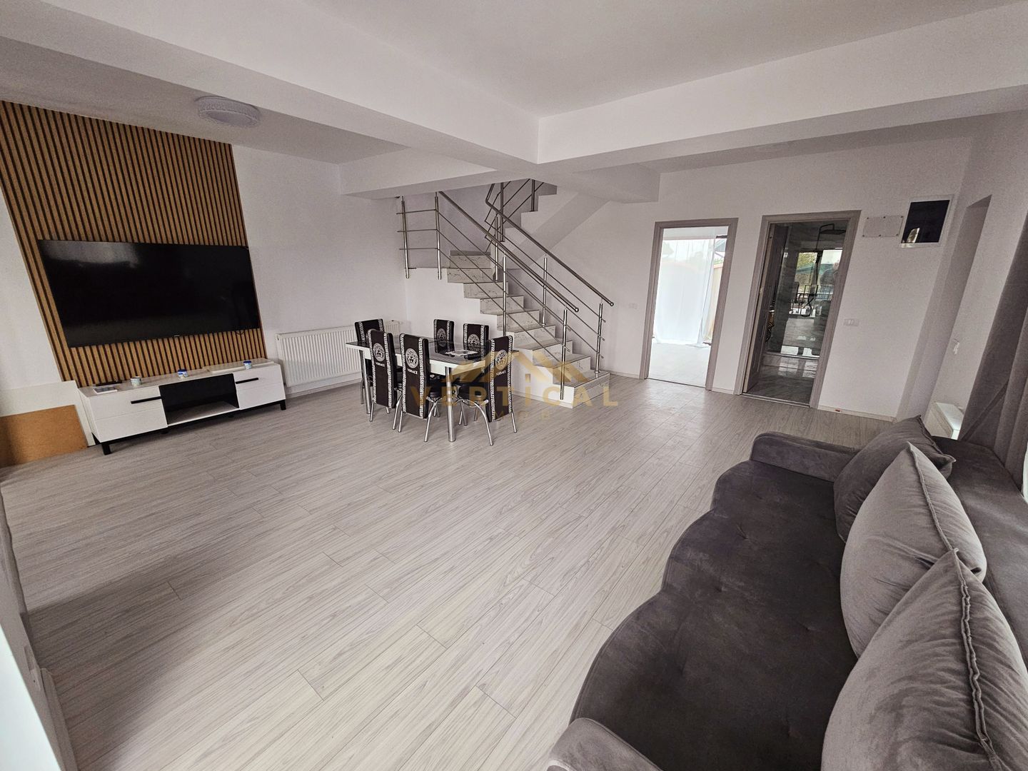 Vila 5 camere complet mobilata si utilata - comuna Berceni - Poză 3