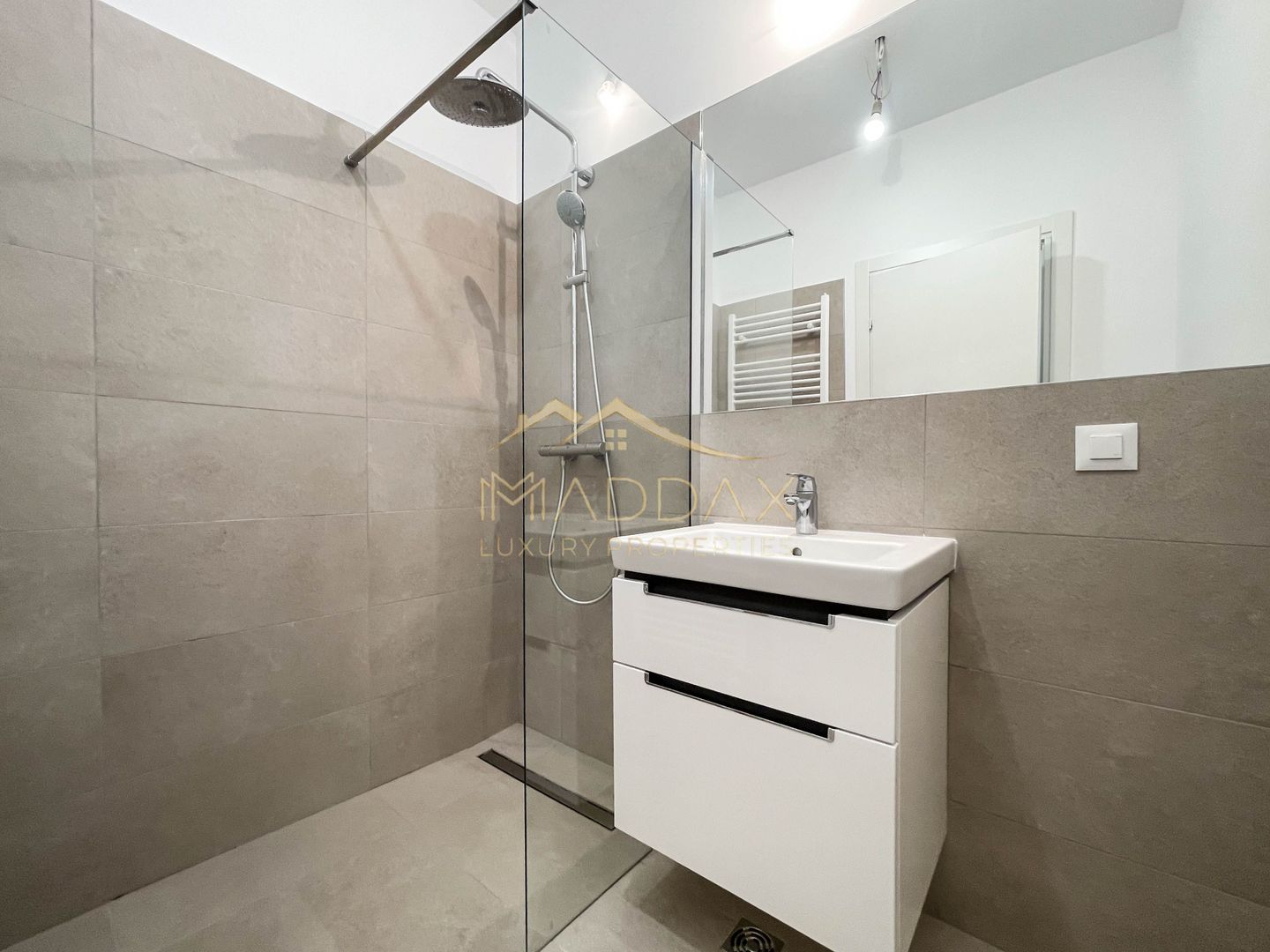 3 rooms apartment***148sqm***//65sqm garden // Baneasa - Poză 8