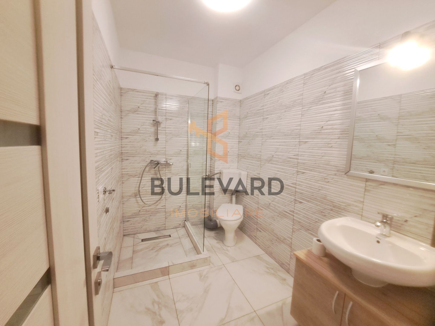 Apartament 2 camere + parcare, zona Metro! - Poză 5