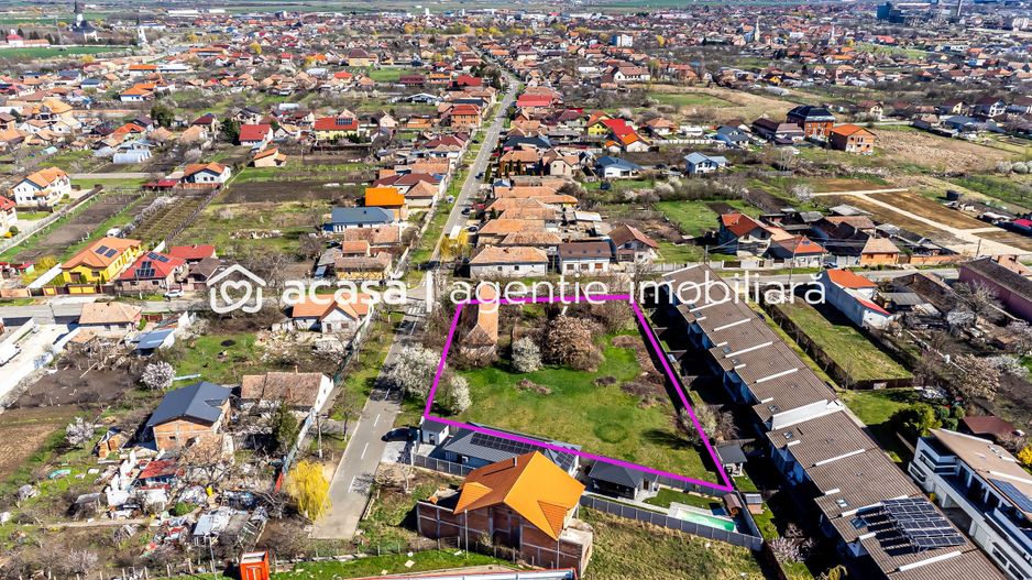 Teren de 2.782 mp. Perfect pentru parcelare și construcție de case - Poză 1