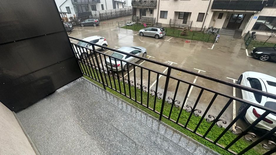 GARSONIERA STEJARULUI, LOC PARCARE, BUCATARIE INCHISA, BLOC NOU - Poză 5