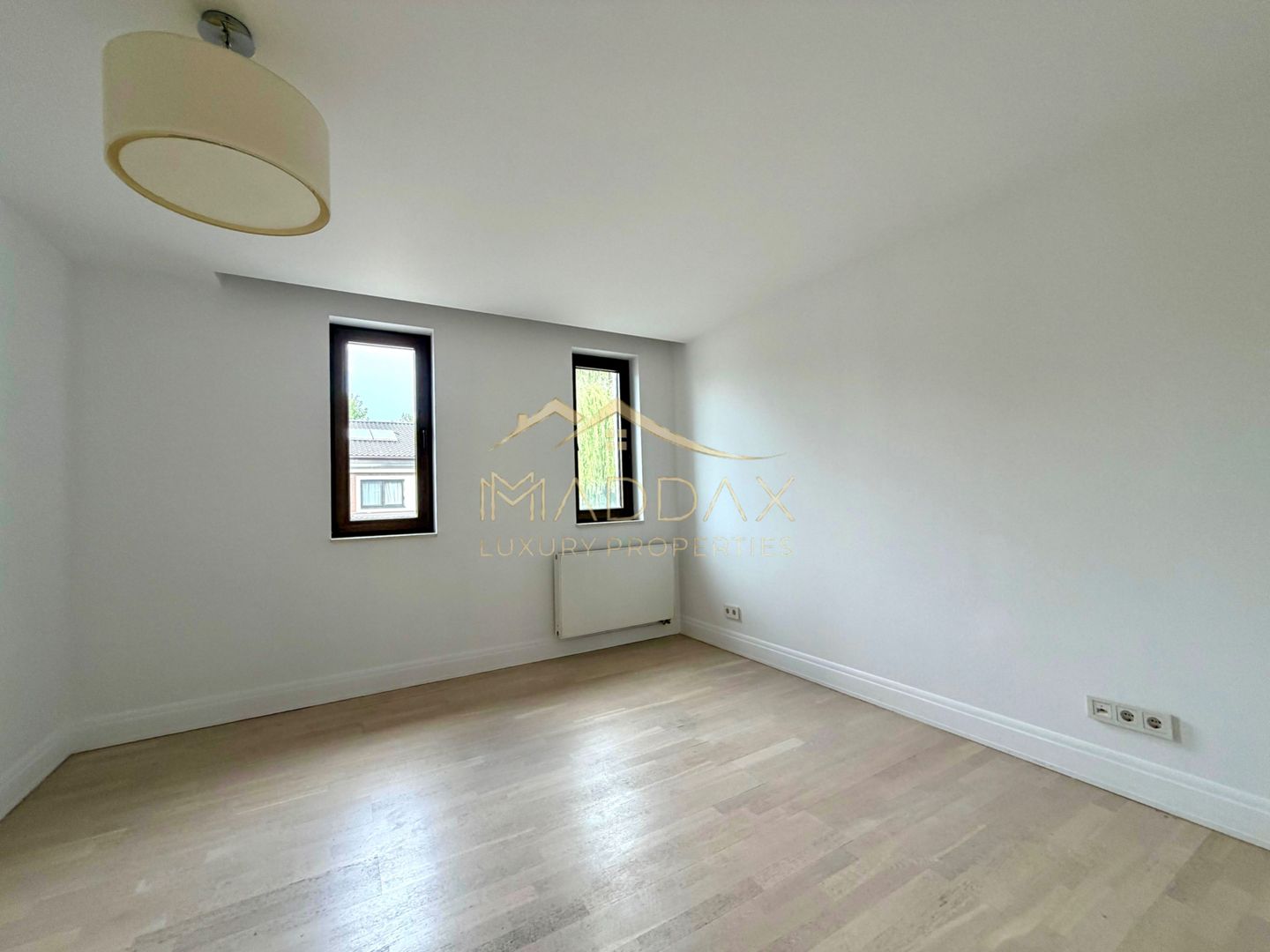 Vila cu 9 camere *900 teren* & piscina privata // Pipera - Poză 20