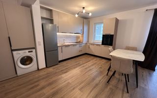 Apartament de vanzare cu 2 camere, etaj 1 bloc cu lift - Poză 2