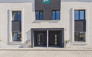 Casă / Vilă cu 4 camere de vânzare în Sanmartin - Poză 2