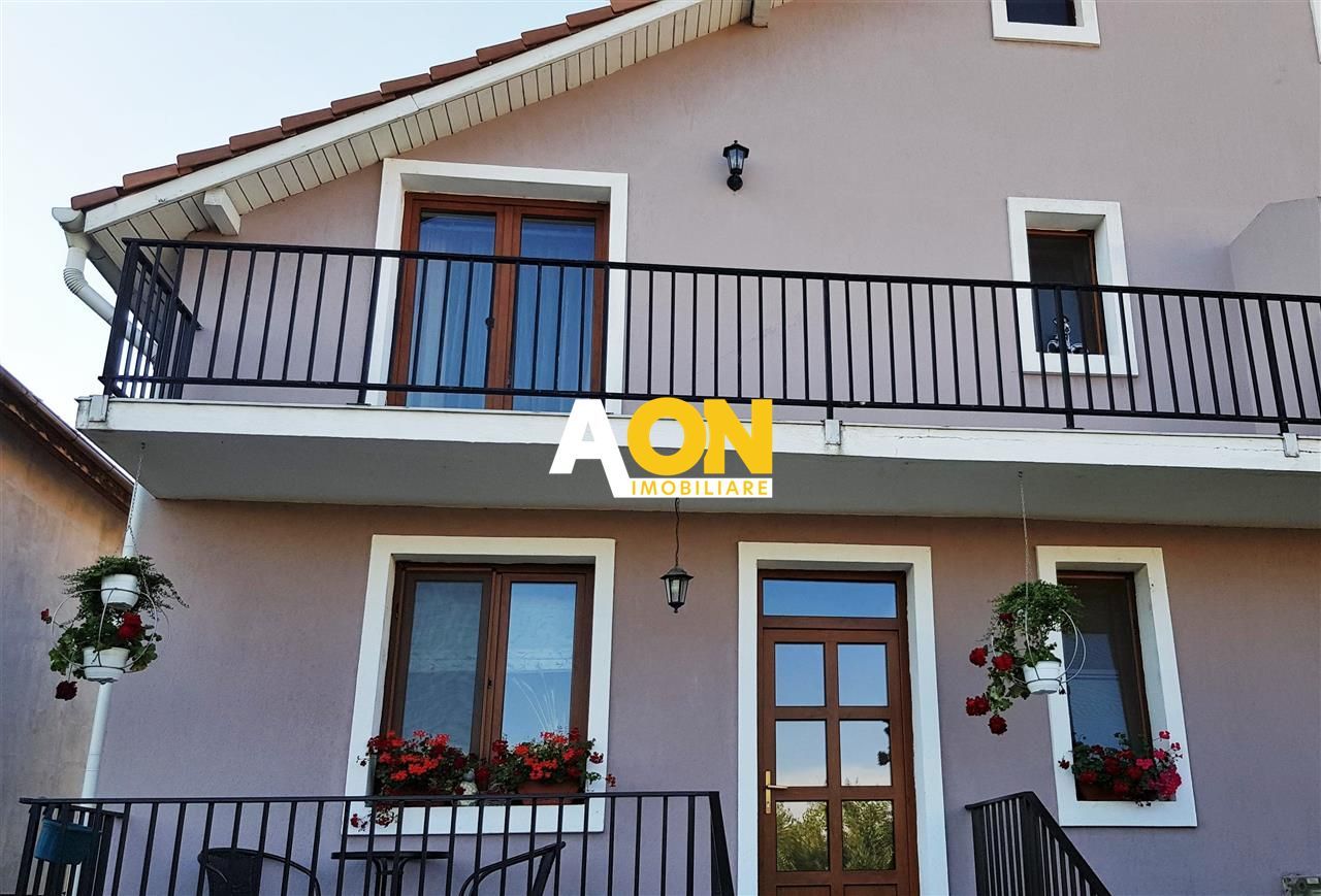 1/2 Duplex cu garaj, 4 camere, mobilat si utilat, Alba -Micesti - Poză 1