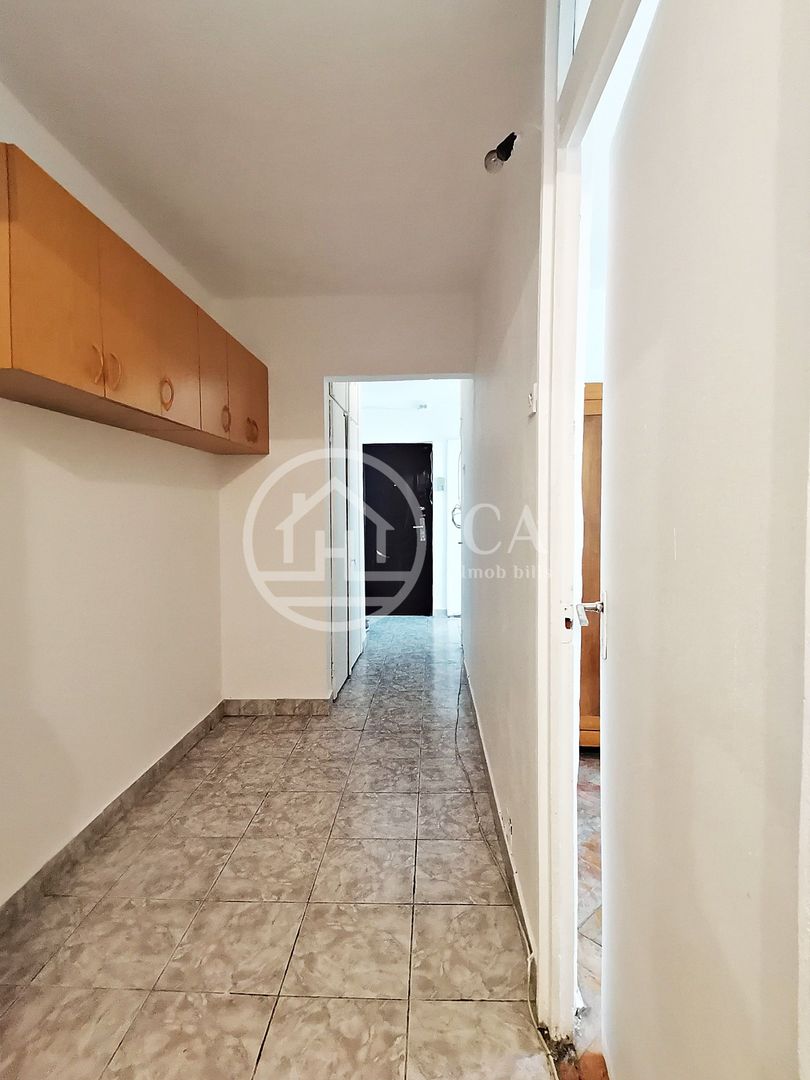 Apartament cu 3 camere de vanzare in zona Decebal, Oradea - Poză 9