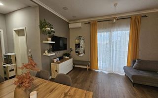 Apartament  Dumbrăvița 4 camere cu scara interioara - Poză 2