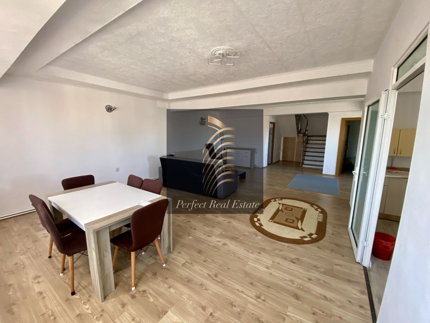 Casa/vila 6 camere in zona Coiciu - Poză 2