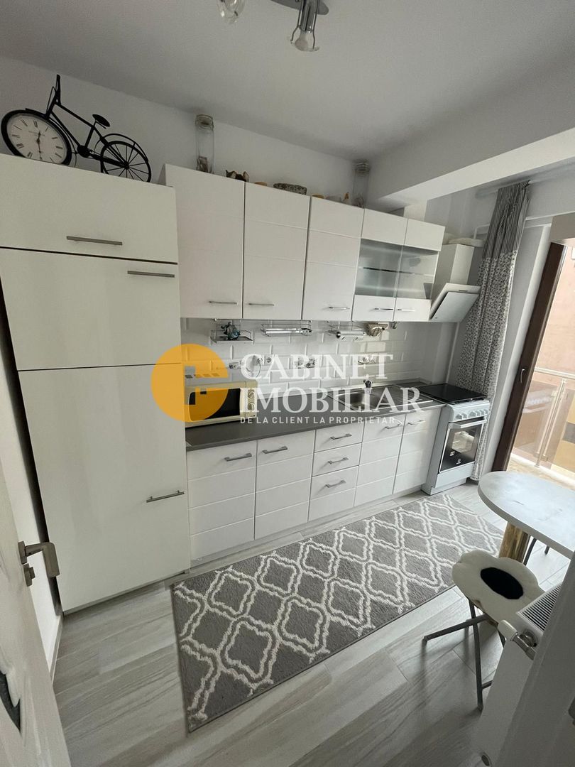 1 CAMERA - DECOMANDAT - 32 MP - ETAJ INTERMEDIAR - Poză 4