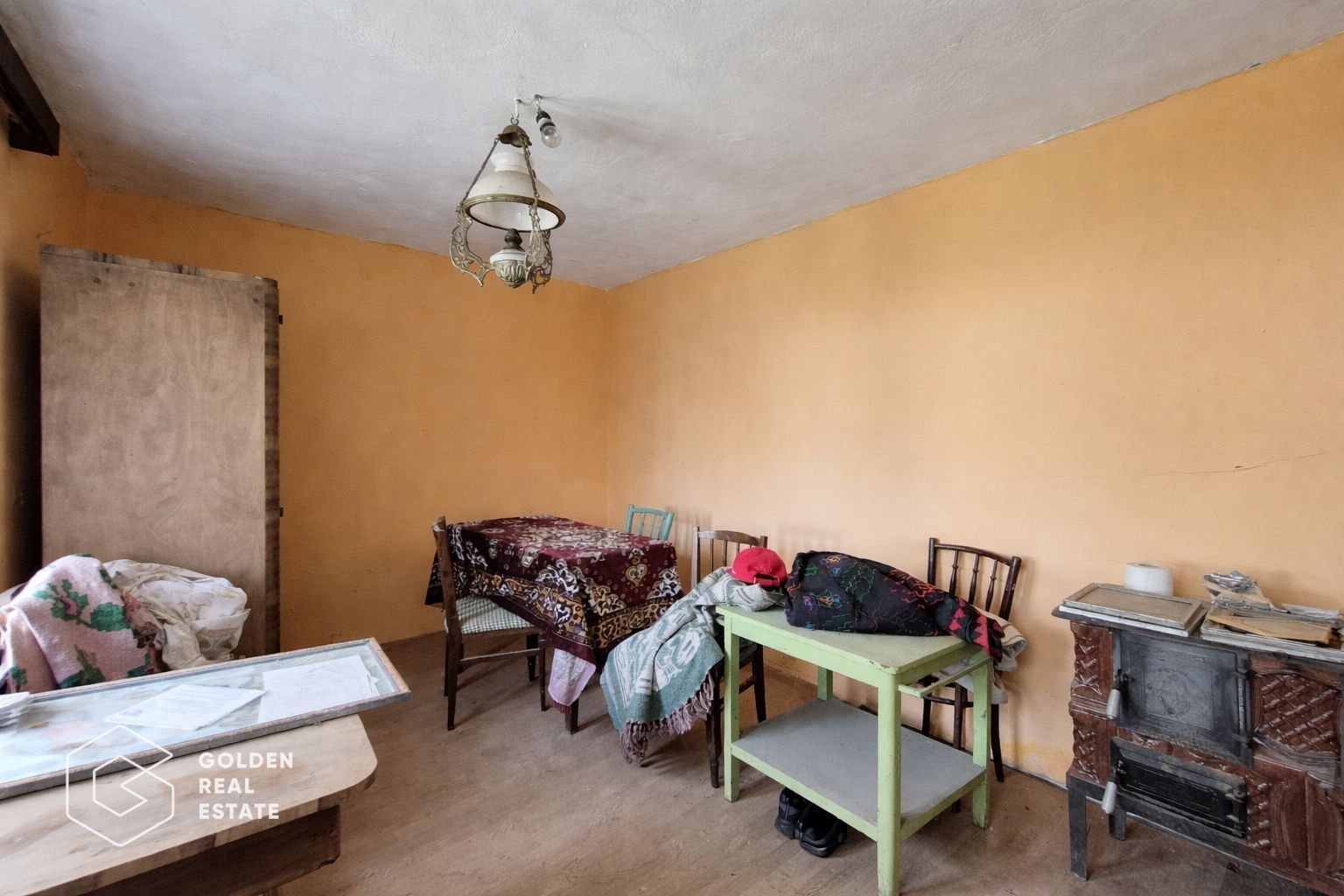 Casa cu doua corpuri de cladire, localitatea Chesint - Poză 6
