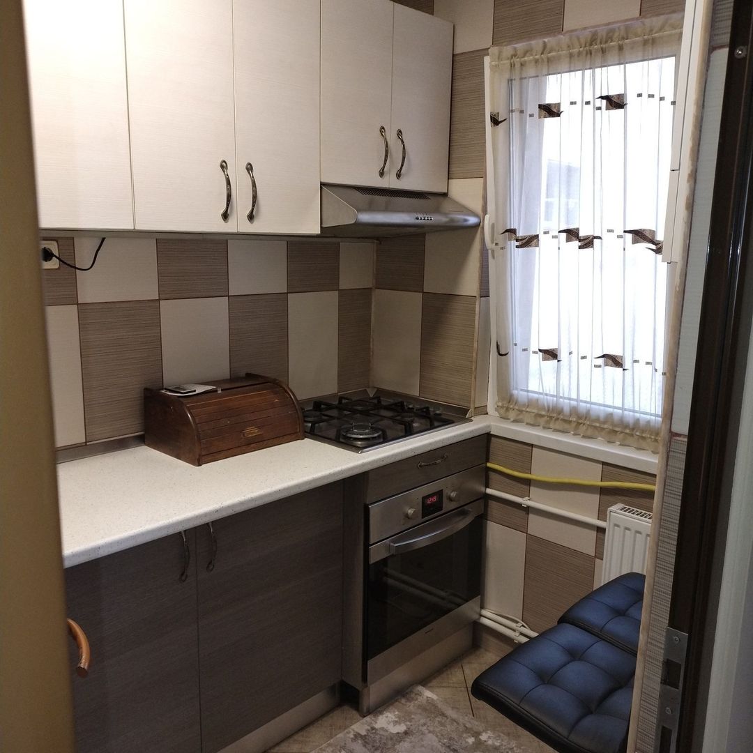 Apartament 2 camere, Micro 39, etaj 3, renovat - Poză 2