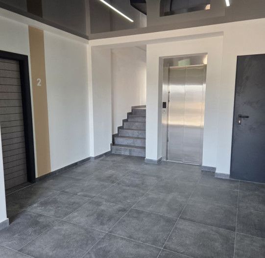 De vanzare aparatament cu o camera, bloc nou, Micro 17, etaj 3, 69.000 Euro - Poză 2