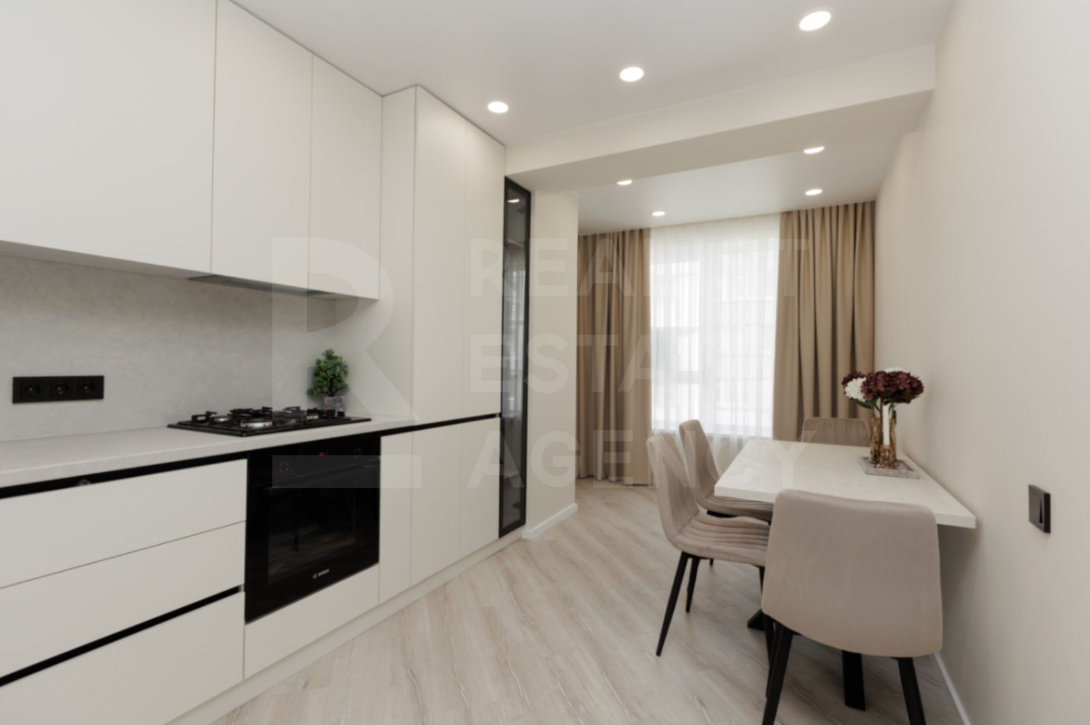 Vânzare, apartament cu 2 camere , str.  Ialoveni ,Telecentru - Poză 3