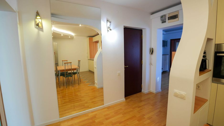 Apartament de 3 cam cu centrala si parcare - metrou Gorjului - Poză 1