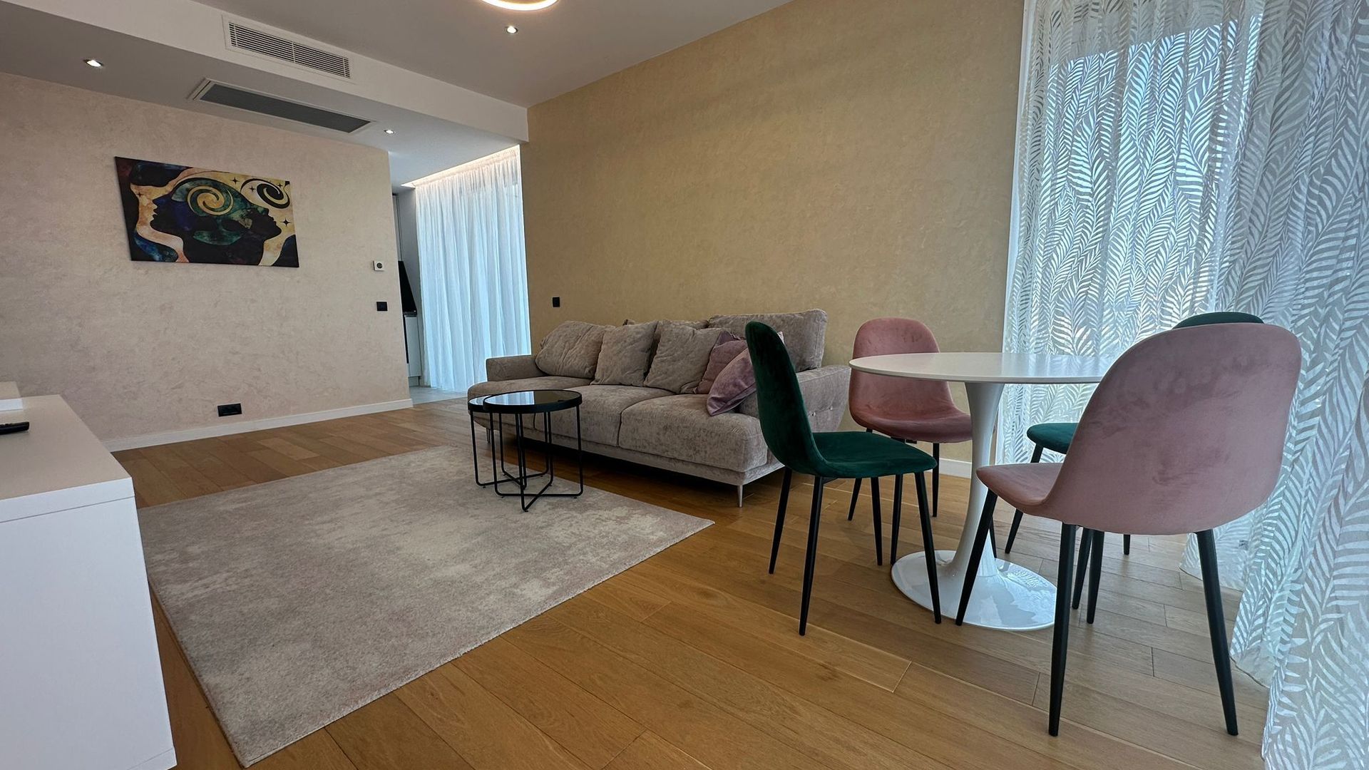 Apartament De Lux cu 2 Camere de Închiriat  Herăstrău - Poză 2