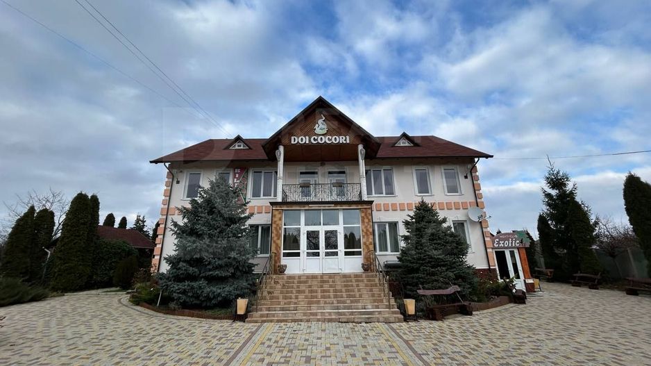 Vânzare, spațiu comercial, 600 mp, orașul Glodeni - Poză 1