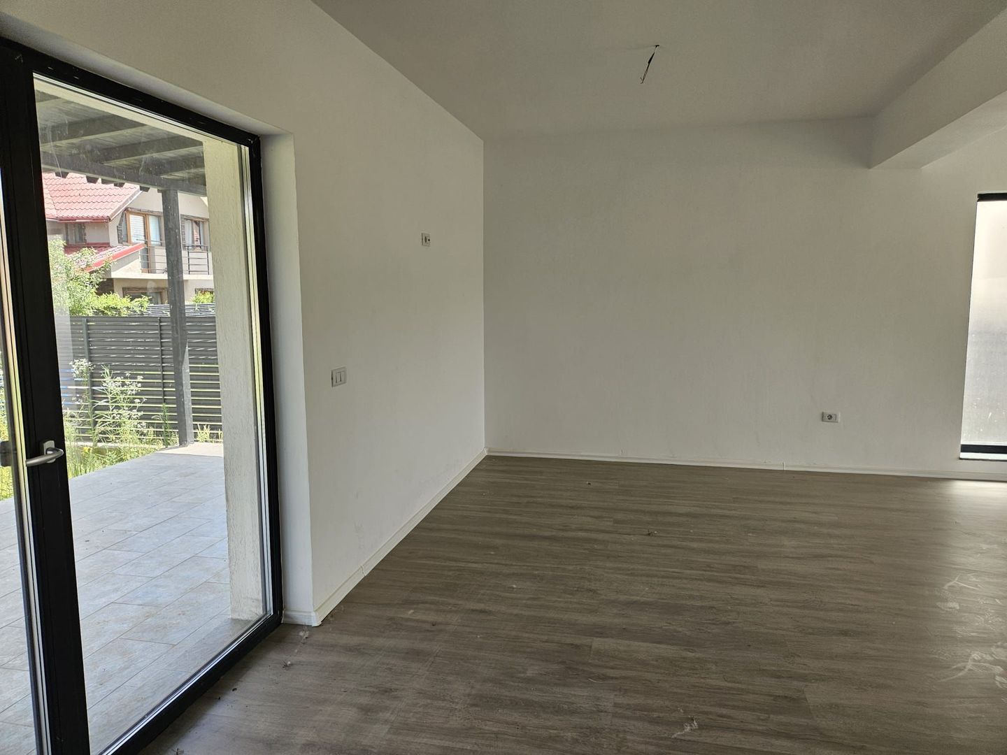 Vânzare Vilă Nouă Moderna în Balotești, Pitești, langa Padure - Poză 21