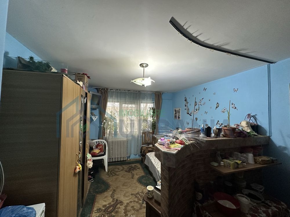 Vand garsoniera facuta din camera de camin Nicolina, Mathaus - Poză 3