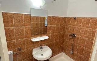 Apartament spatios 150 mp - Poză 18