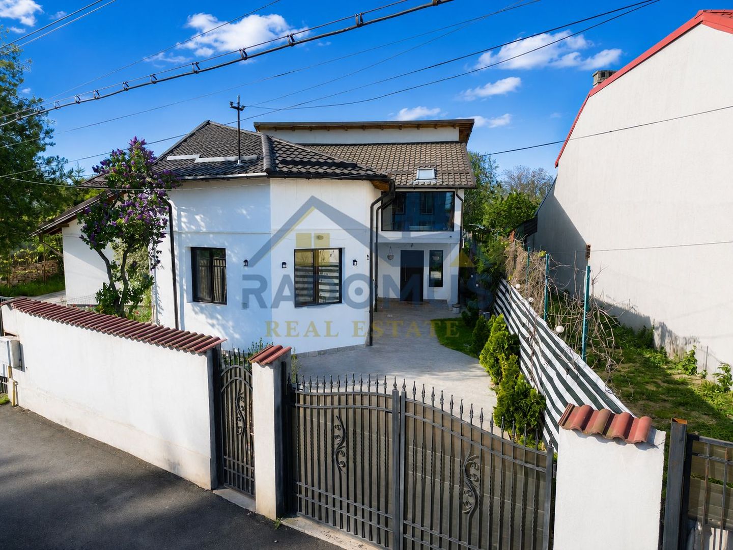 Casă Ploiești - 6 Camere -282 Mp Utili - Teren 600 Mp - Comision 0% - Poză 2