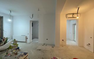 Spatiu comercial ultracentral cu vitrina si intrare direct din strada - Poză 6