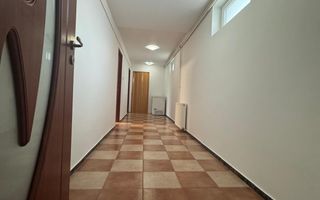 Casă de vânzare pe strada Sabarului - Poză 5