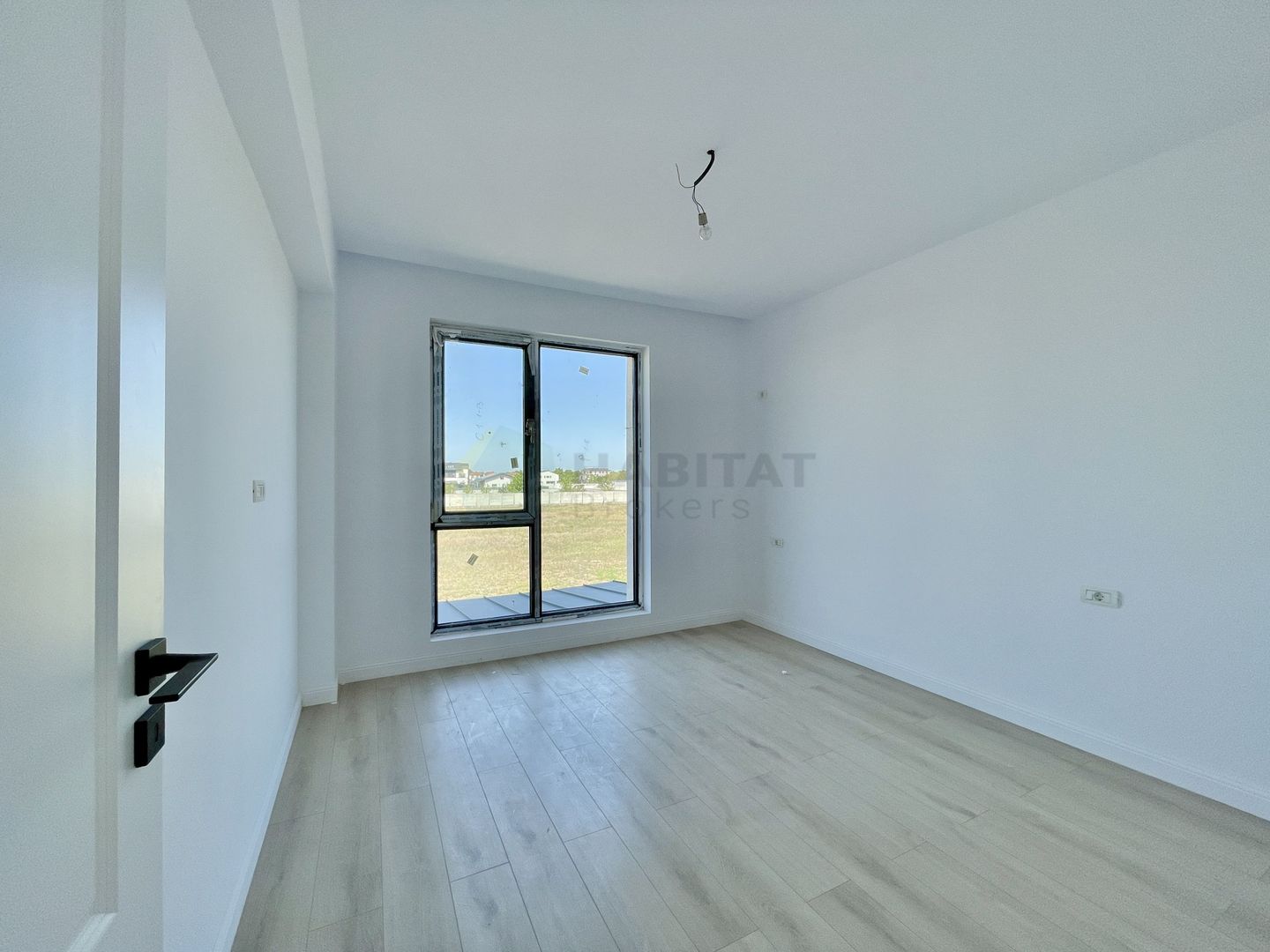 Vila individuala 5 camere Tunari - Poză 8