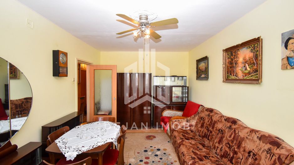 Locație excelentă, potențial nelimitat – Apartament cu 3 camere - Poză 2