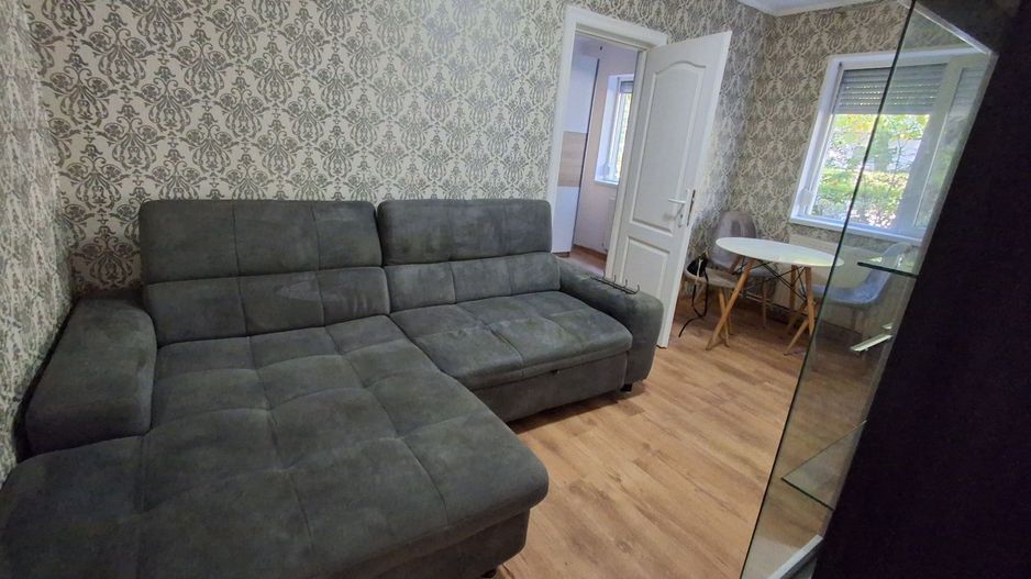 BRASADAS vinde ap 2 cam la PARTER in cartierul Solidaritatii. - Poză 3