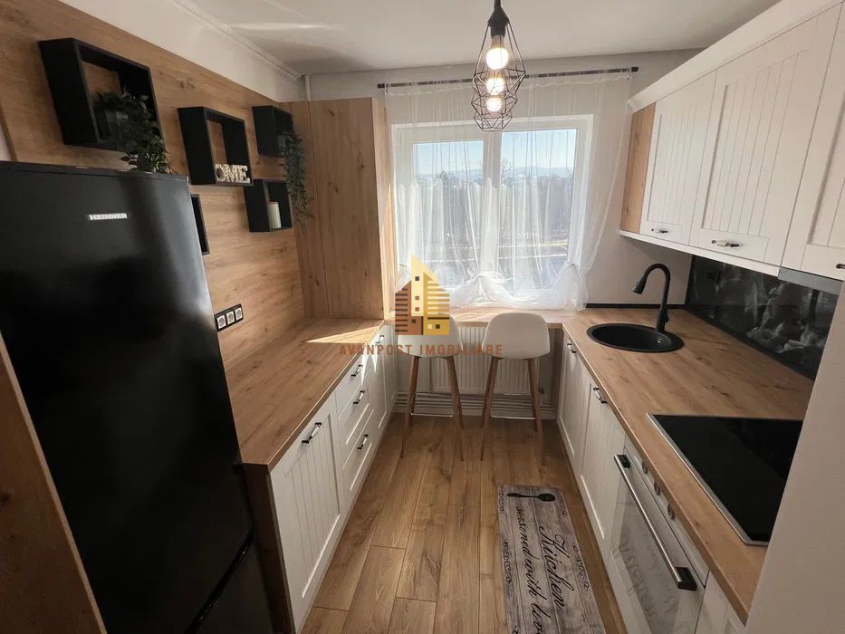 | Apartament cu 3 camere | Semidecomandat | Cartierul Grigorescu | - Poză 4