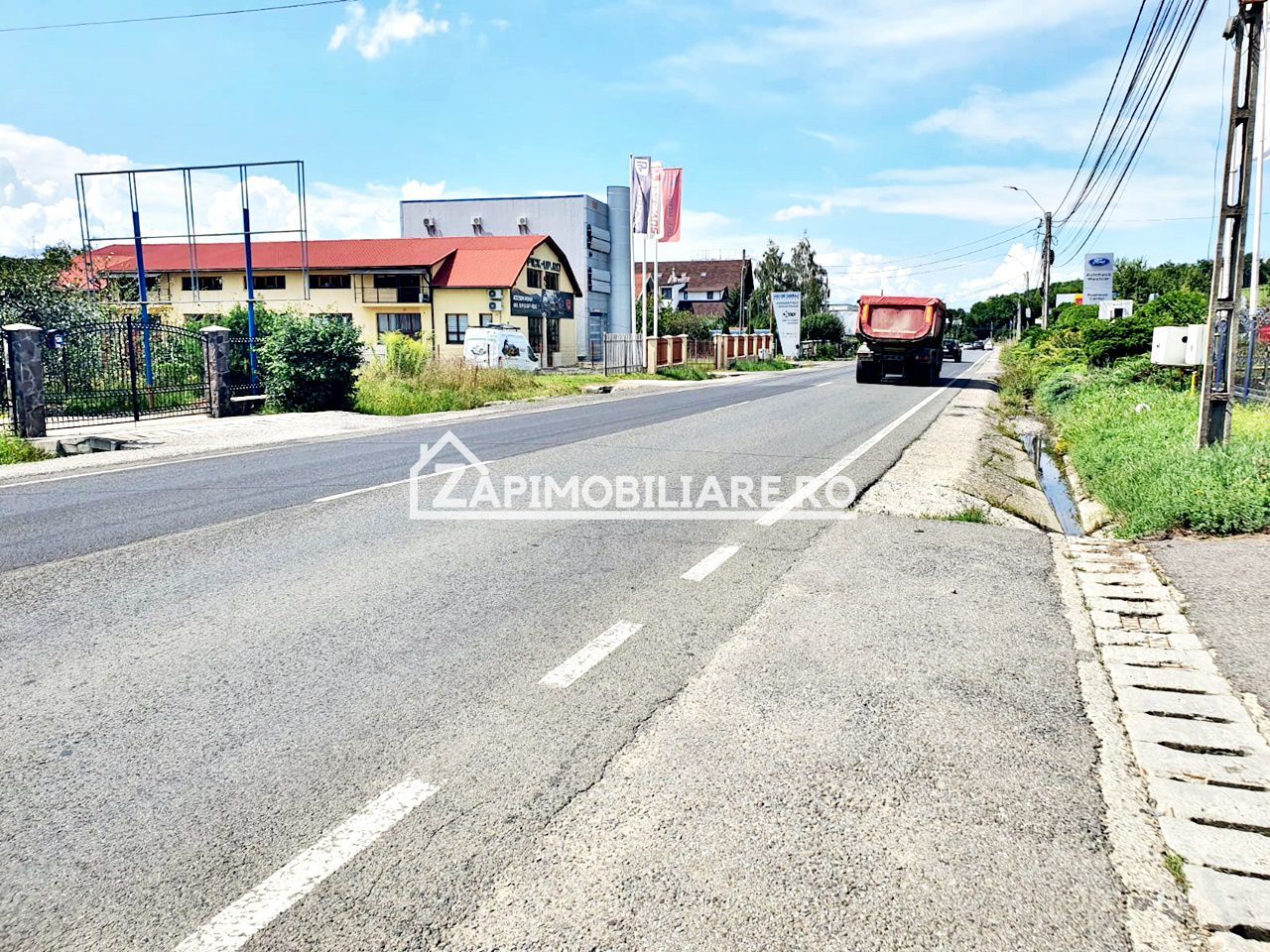 Teren intravilan 3.000 mp.cu deschidere de 40 m la E60 - Poză 1