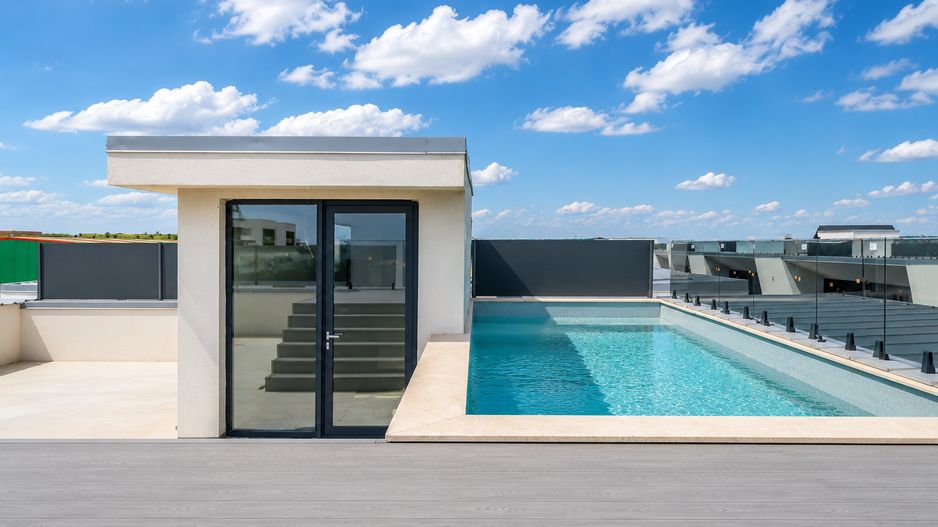 Vila smart personalizabilă cu rooftop și piscină privată – arhitectură - Poză 17