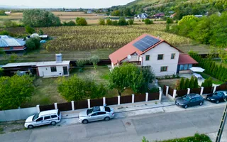 Casă/Vilă cu 4 camere, Buhuși - Poză 24