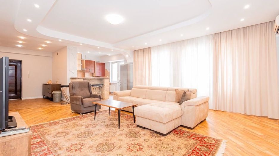 Chirie, apartament, 2 camere, strada  Mihai Eminescu, Centru - Poză 1