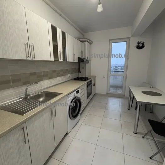 Decomandat Apartament Spatios Cu Parcare Subterana - Poză 6