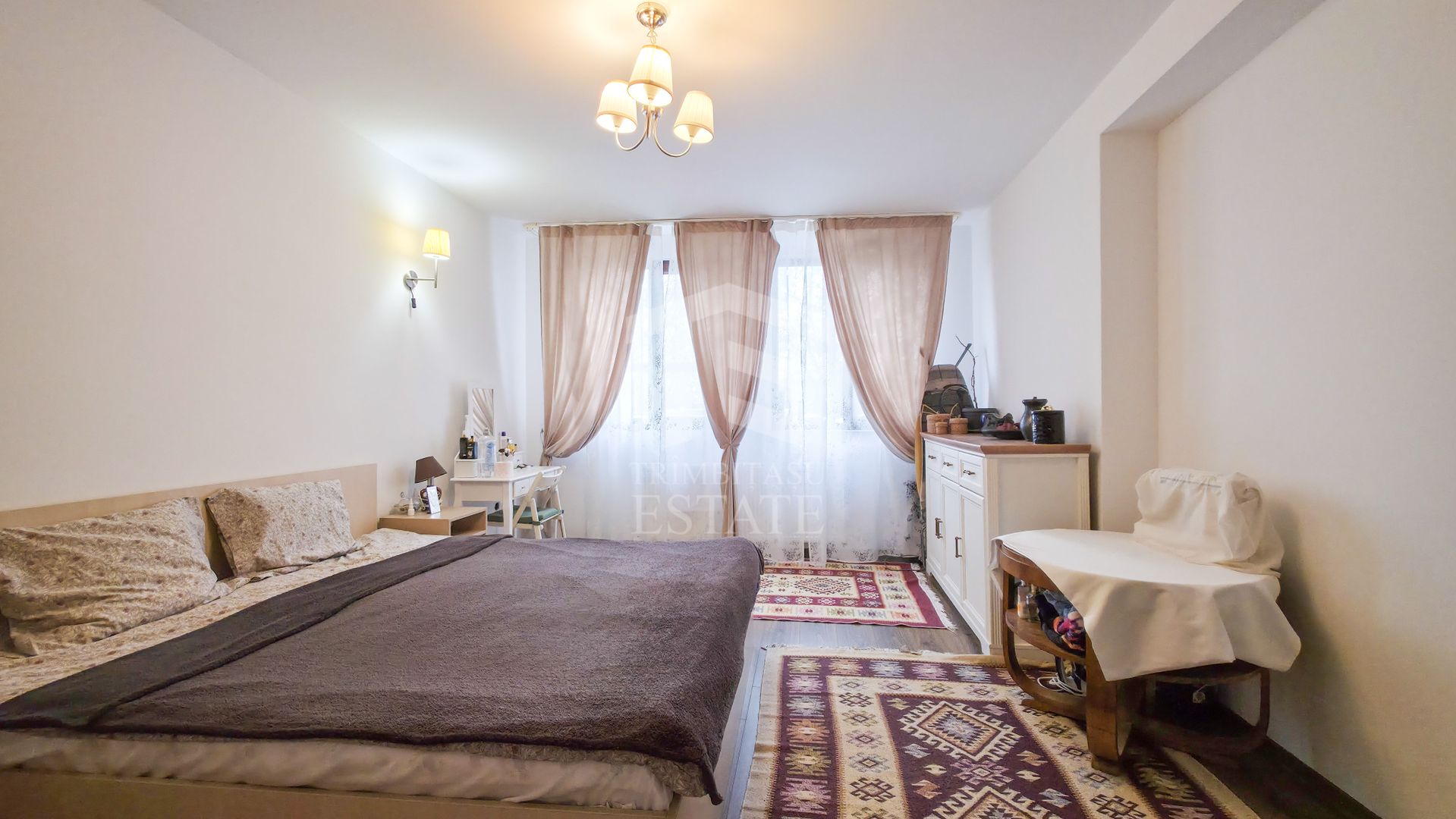 Casă 11 camere cu livadă pe Strada Republicii, Dragomirești-Deal - Poză 17
